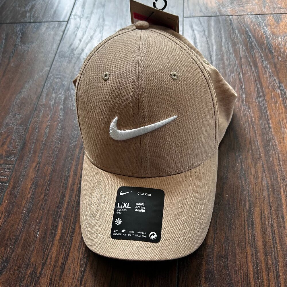 Nike- Men’s Cap
